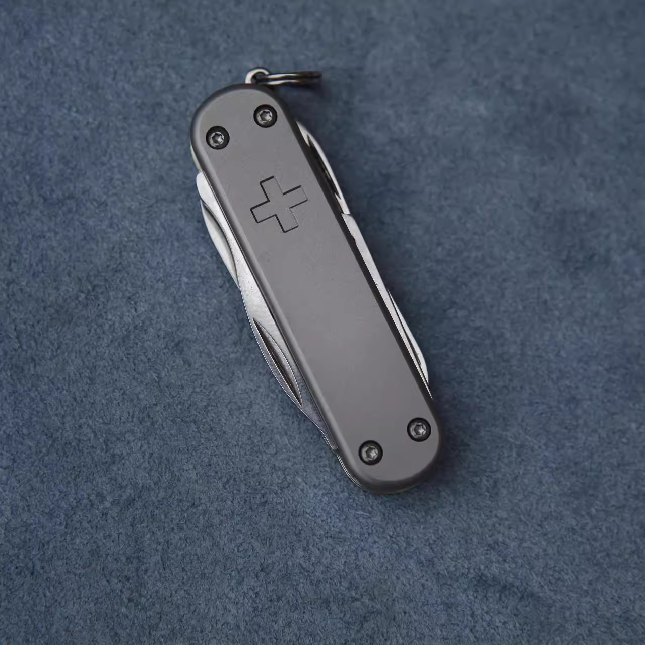 Penn Reel Battle - Handgefertigtes 58 SAK Modify Titanium Scales